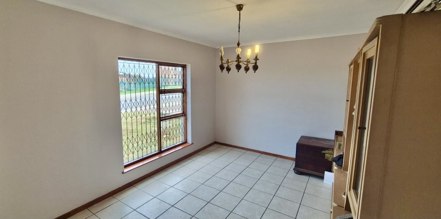 3 Bedroom Property for Sale in Kwamagxaki Eastern Cape